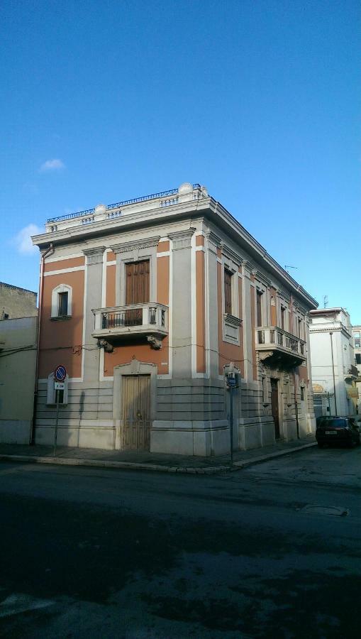 Palazzo Don Ruggiero Hotell San Ferdinando di Puglia Eksteriør bilde